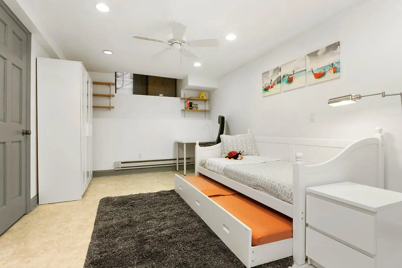 2-Bedroom In Upper West Side, Private Entrance New York 0*,  United States